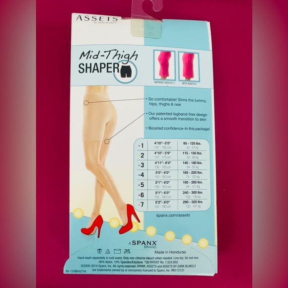 Assets by Spanx Nude Mid-Thigh Shaper Spanx size 3. New in box!! - Picture 2 of 5